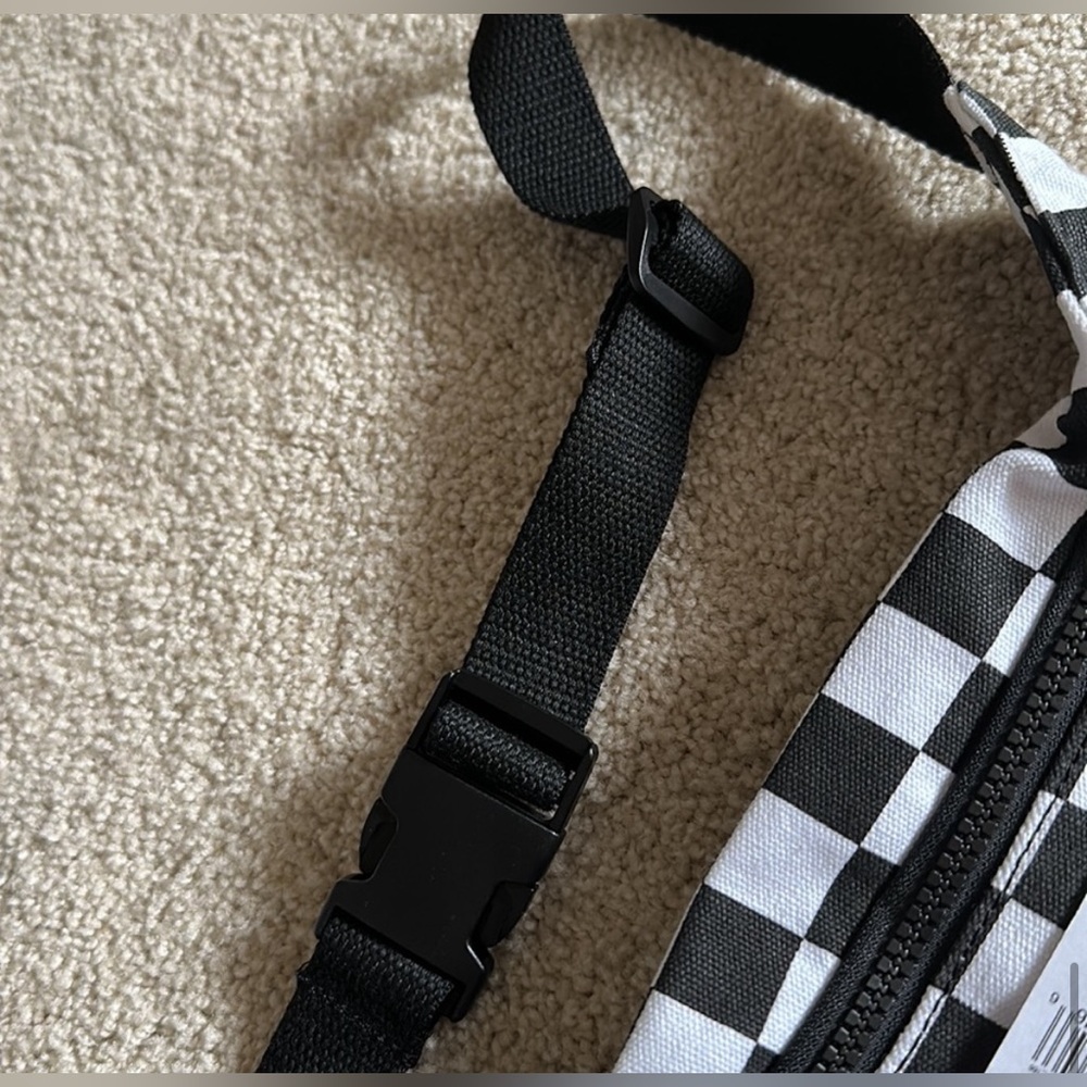🏁PAC•SUN🏁Checkered Fanny Pack - Picture 3 of 5